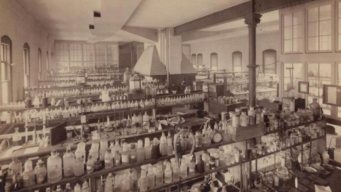 Chemistry Lab, 1905.